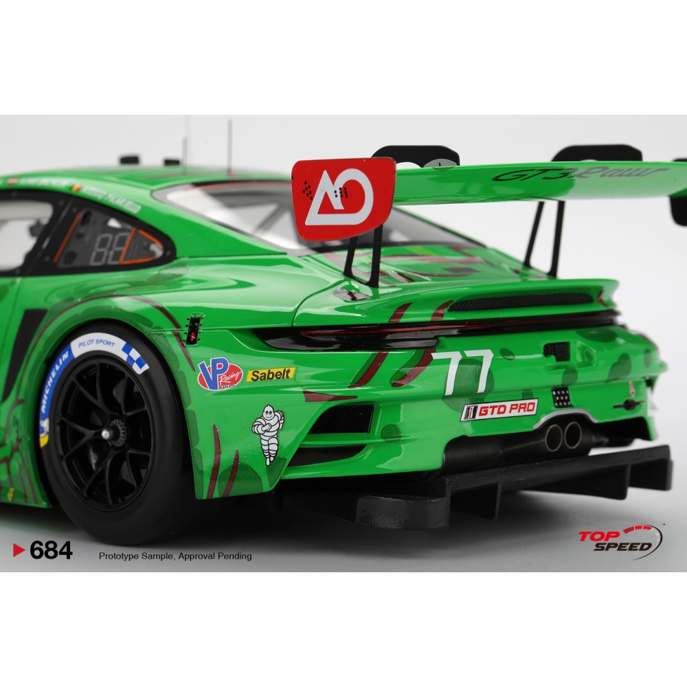 Xe mô hình PORSCHE 911 GT3 R Winner Sebring 12hrs 2003 GT AUTOART tỉ lệ